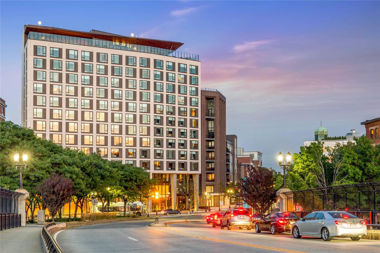 Cambria Hotel Boston Downtown