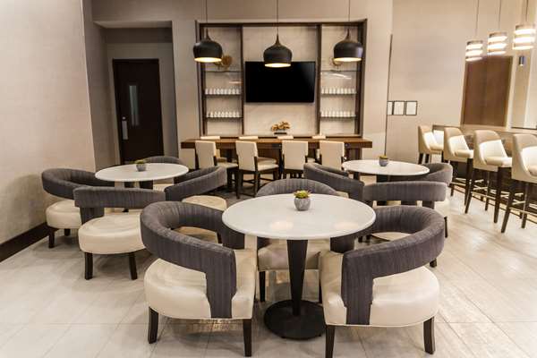 Restaurant - Hyatt Place Hotel Downtown Greenville