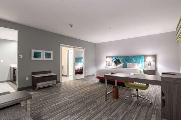  - Hampton Inn & Suites East Dallas - I-30, Exit 52