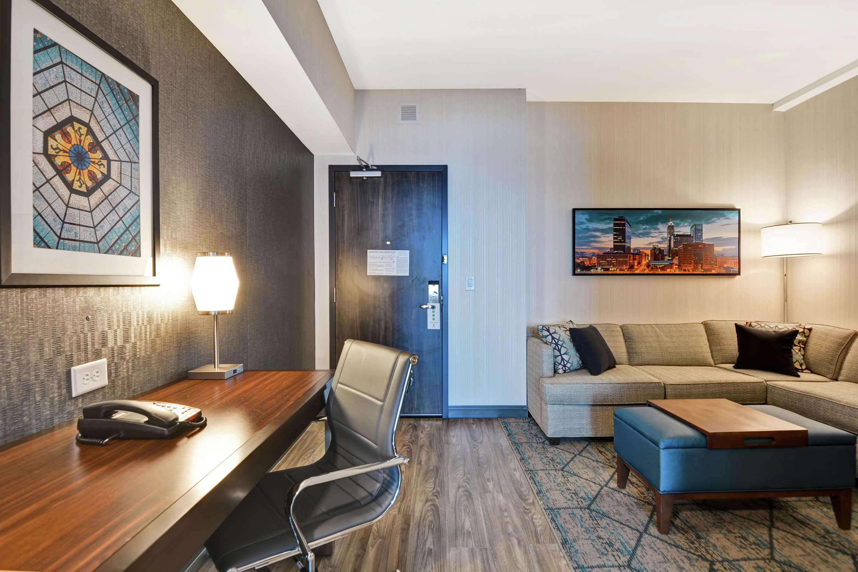 Guest room