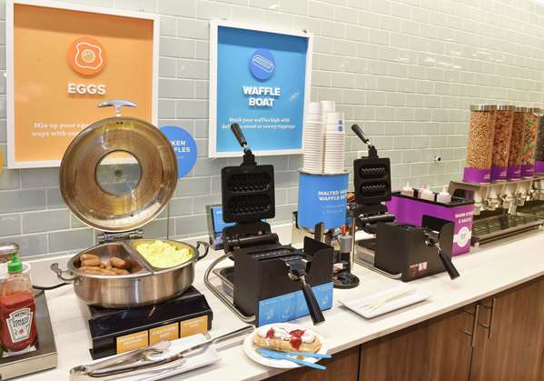 Restaurant - Tru by Hilton Hotel Lawrence