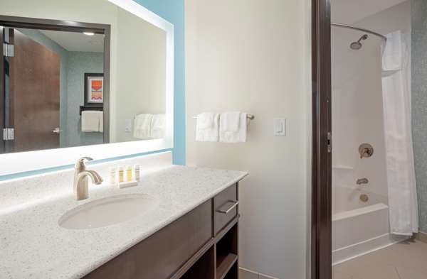  - Homewood Suites by Hilton Edina