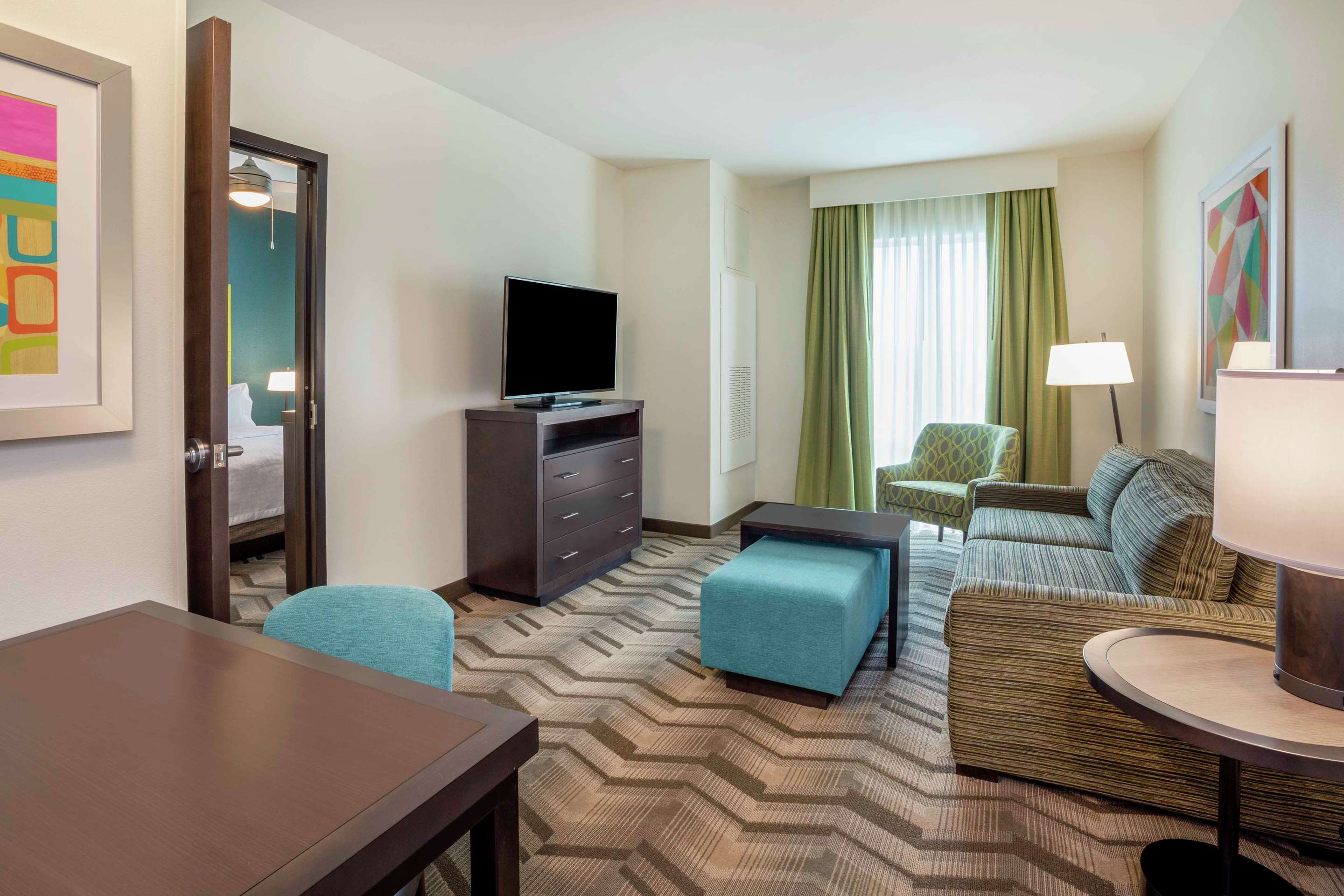 Guest room