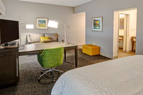  - Hampton Inn & Suites Airport San Jose