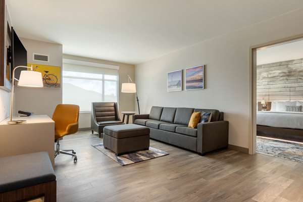 Suite - Cambria Hotel Riverview Charleston