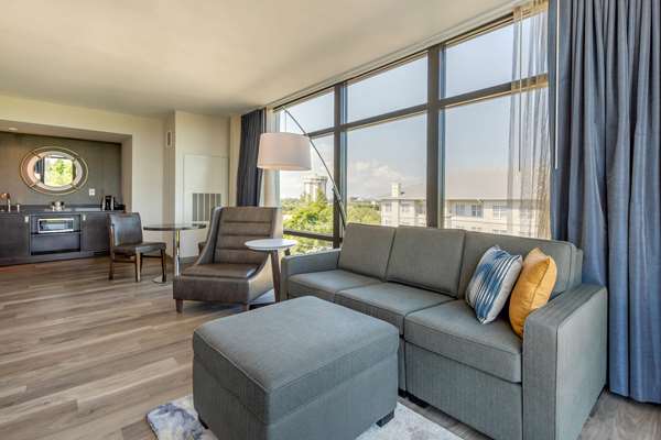 Suite - Cambria Hotel Riverview Charleston