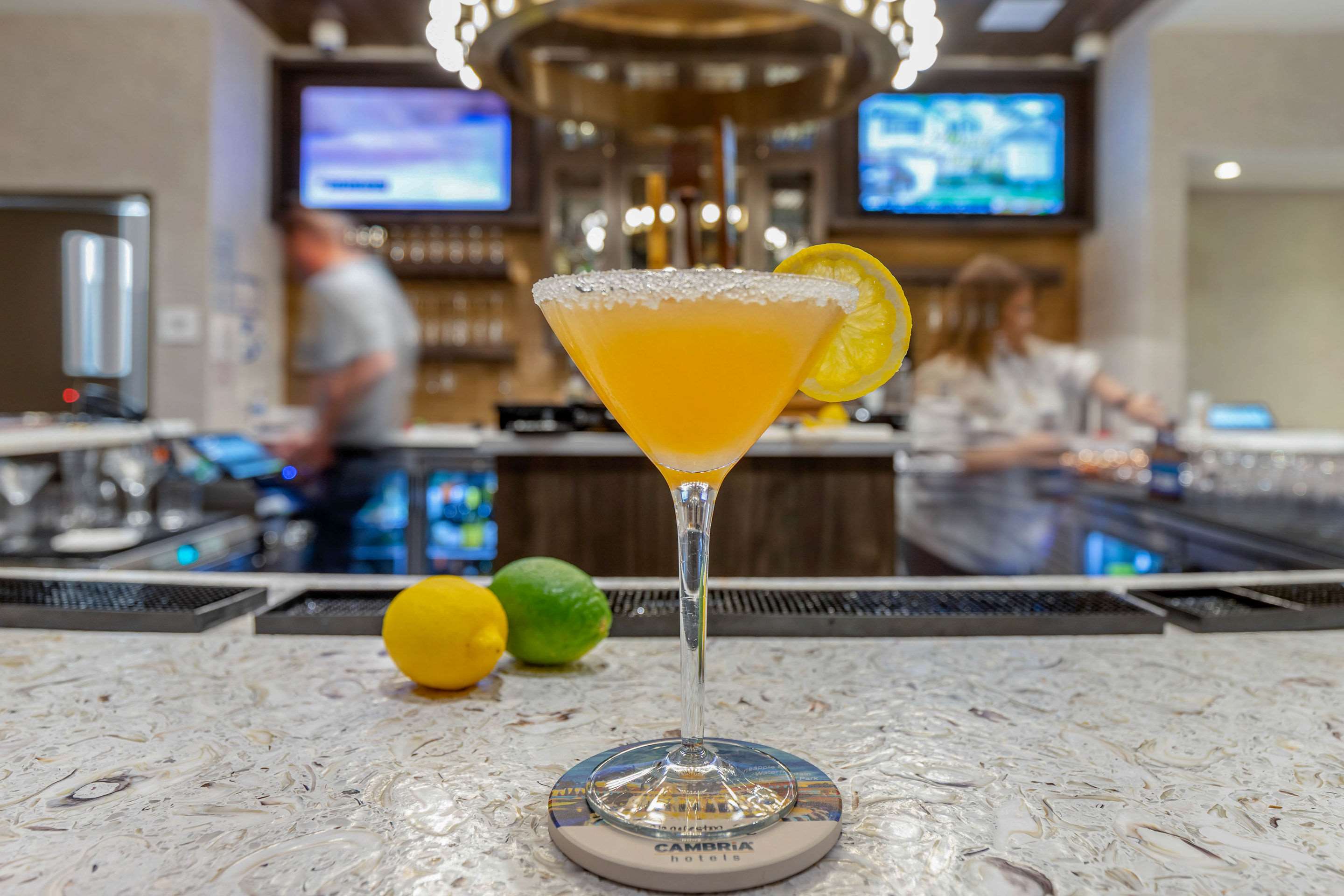 Hotel bar | Cambria Hotel Charleston Riverview