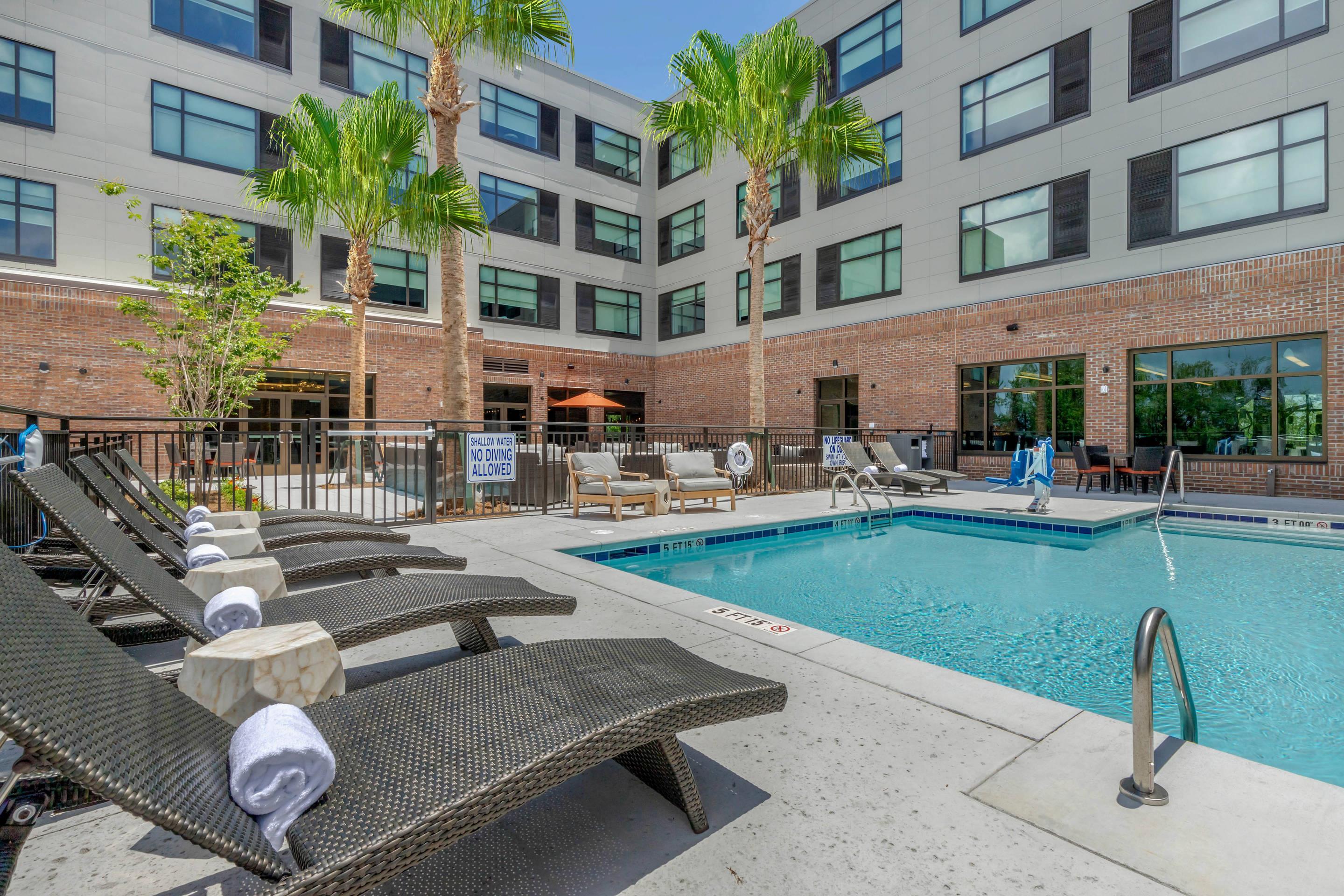 Outdoor pool | Cambria Hotel Charleston Riverview