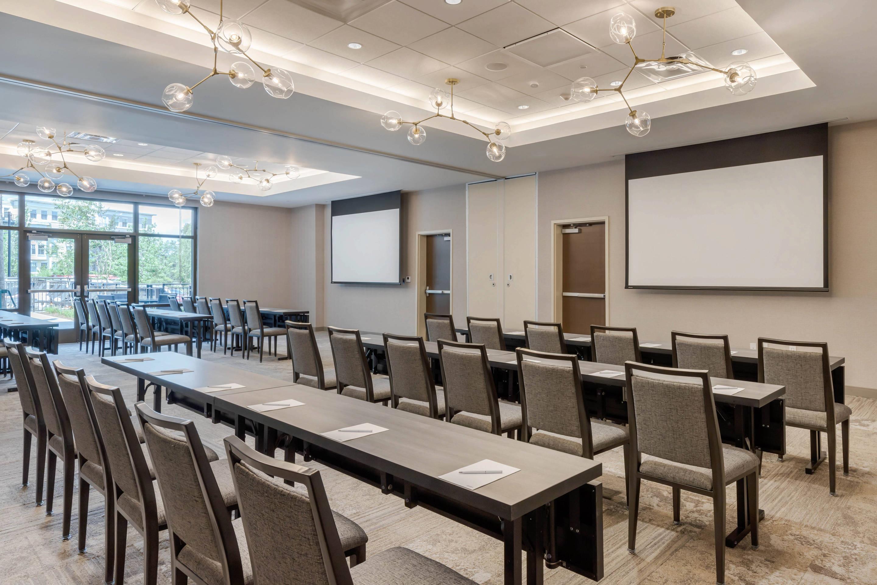 Meeting room | Cambria Hotel Charleston Riverview