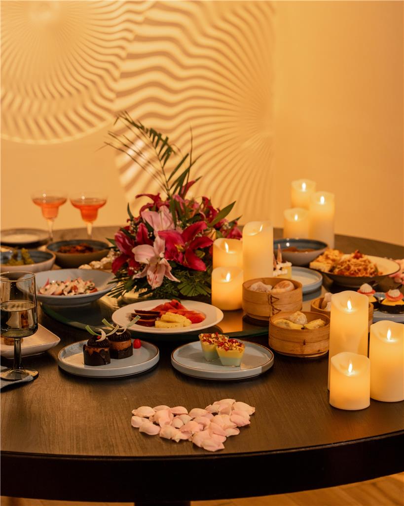 Radisson Blu Plaza Hotel Banjara Hills