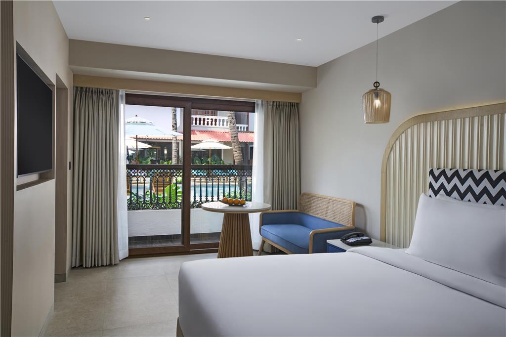 RADISSON GOA CANDOLIM-guestroom-Guest Room,Pool,On-Site,Property Amenity,Recreation.jpg