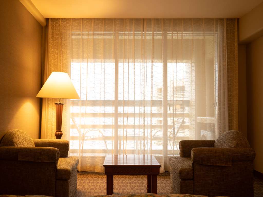 RADISSON BLU UDAIPUR PALACE RESORT-guestroom-Guest Room,On-Site.jpg