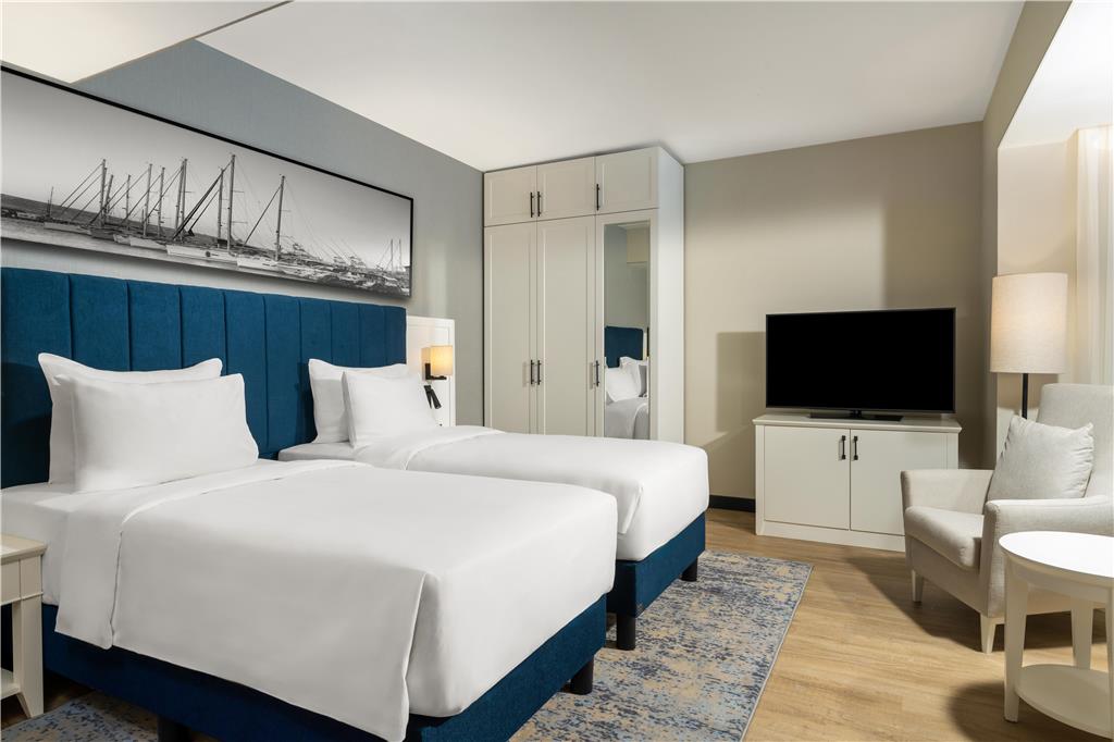 RADISSON BLU RSRT & SPA CESME-guestroom-Guest Room,Suite,On-Site.jpg