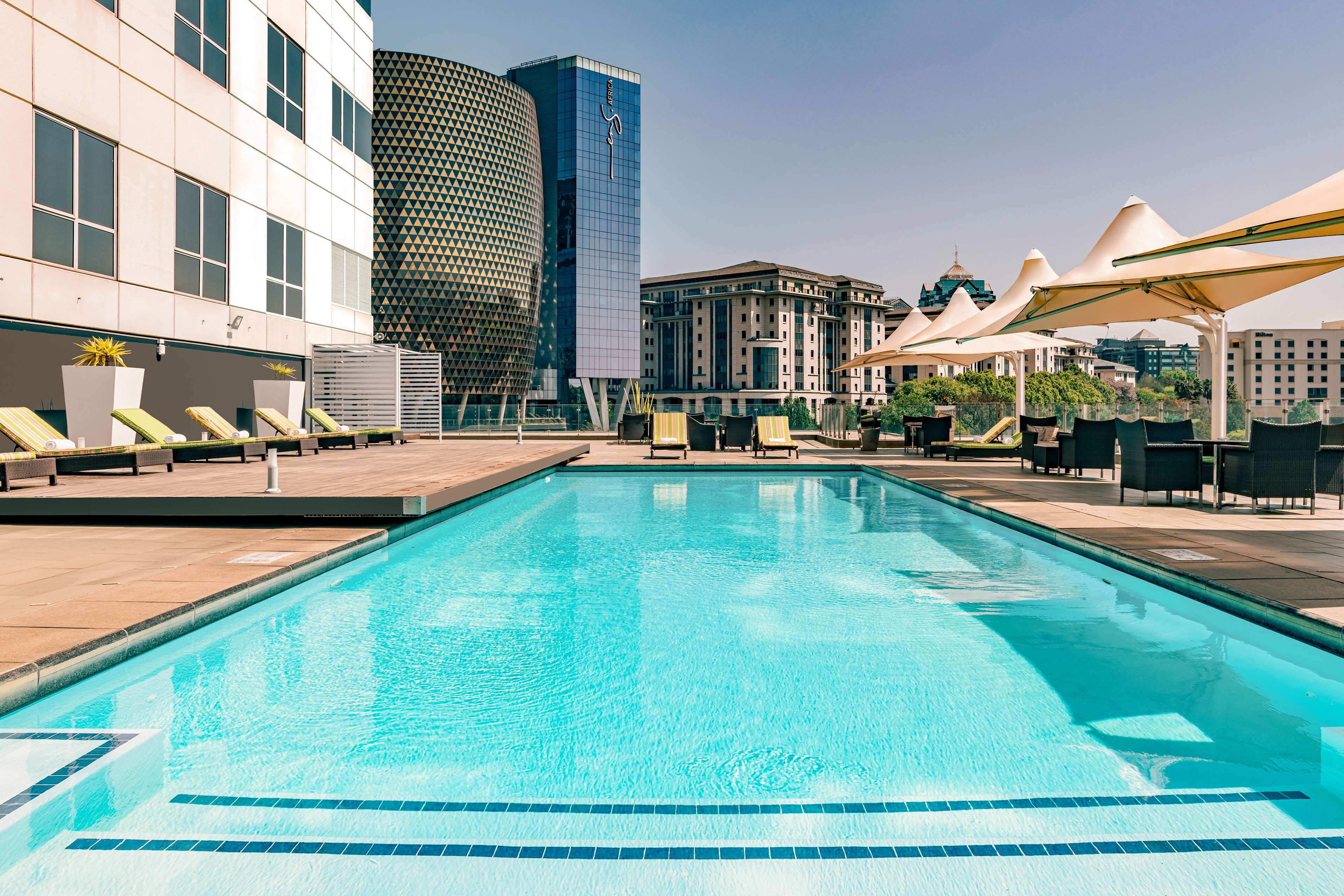 Radisson Blu Hotel Sandton, Johannesburg, City of Johannesburg Hotel Price, Address & Reviews