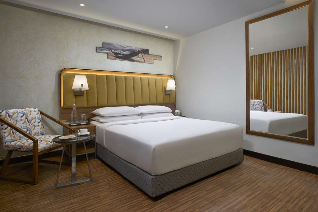 PHOENIX PARK INN RESORT-guestroom-Guest Room,On-Site.jpg