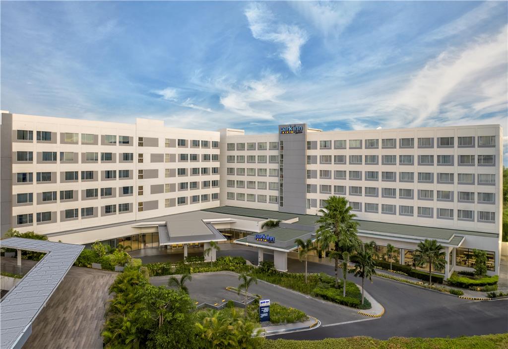 Park Inn by Radisson Clark