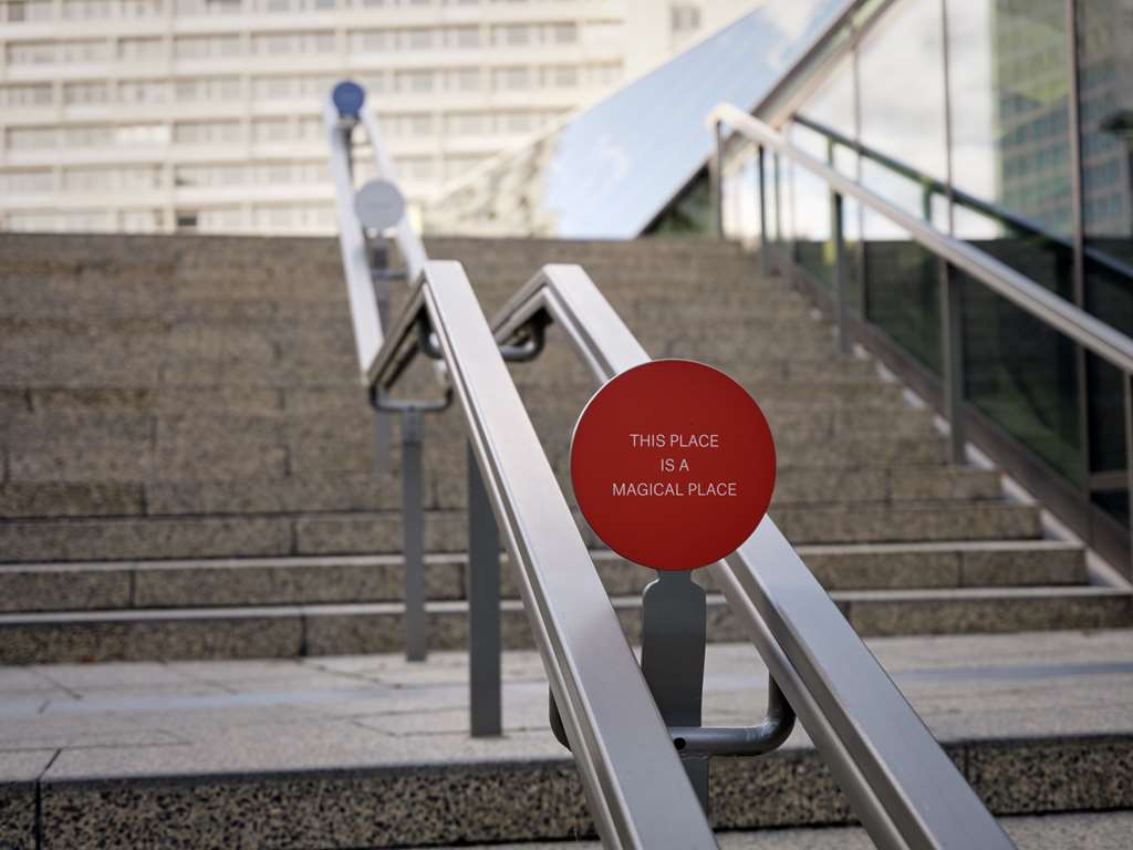Radisson Red Berlin Kudamm - Tap to explore photos