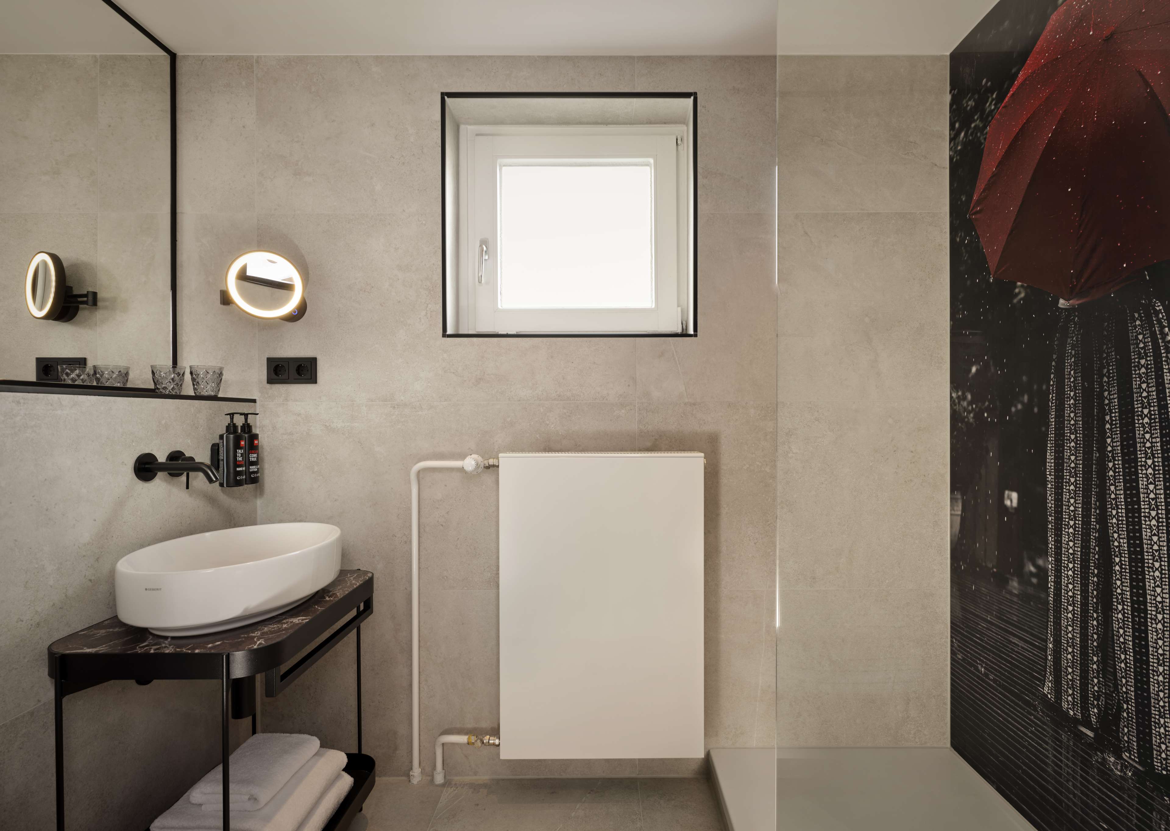 Radisson Red Berlin Kudamm Room Type - Premium Room-Courtyard View