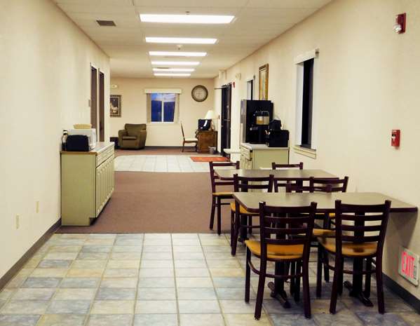 Restaurant - Americas Best Value Inn Fredonia