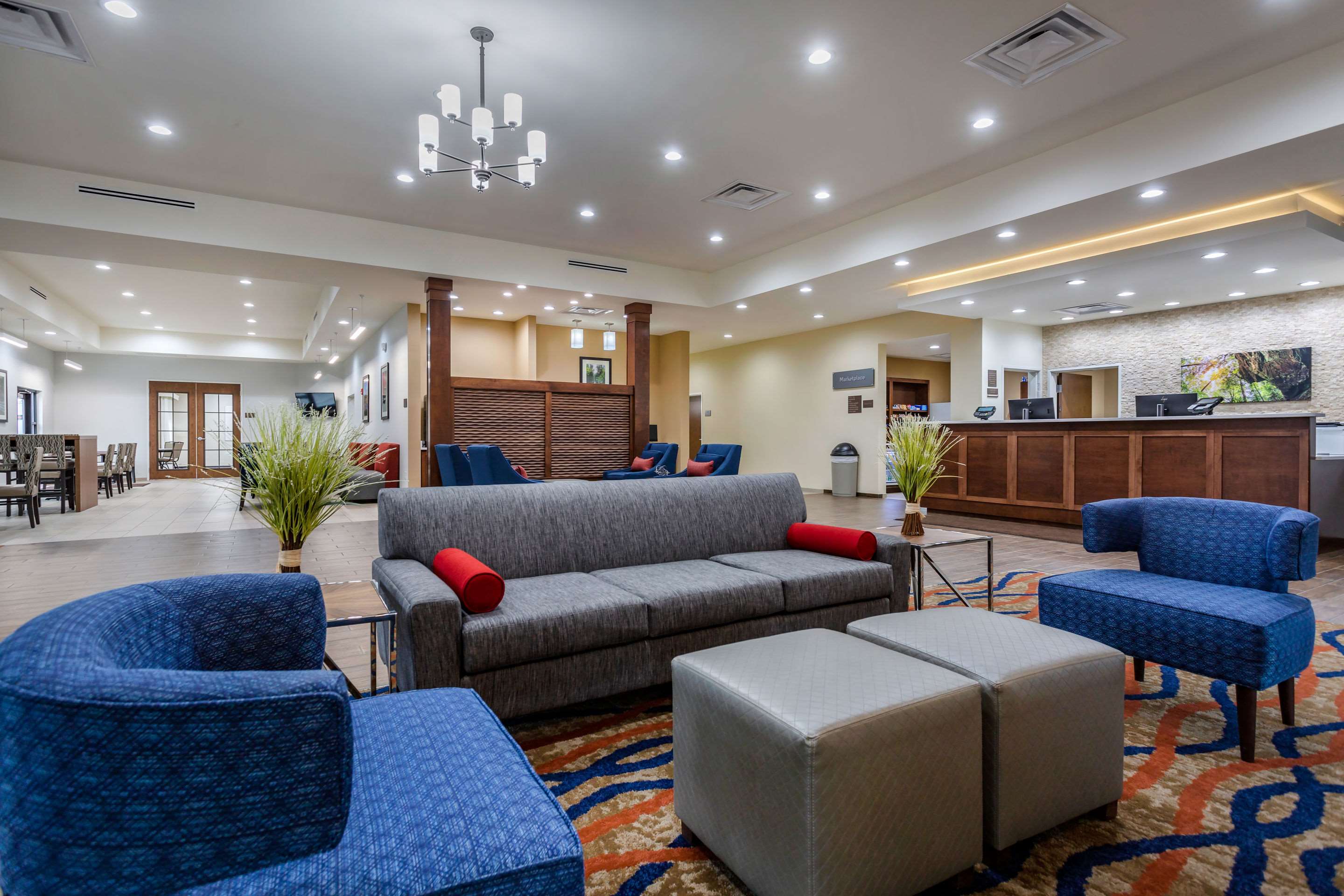 Hotel lobby | Comfort Suites