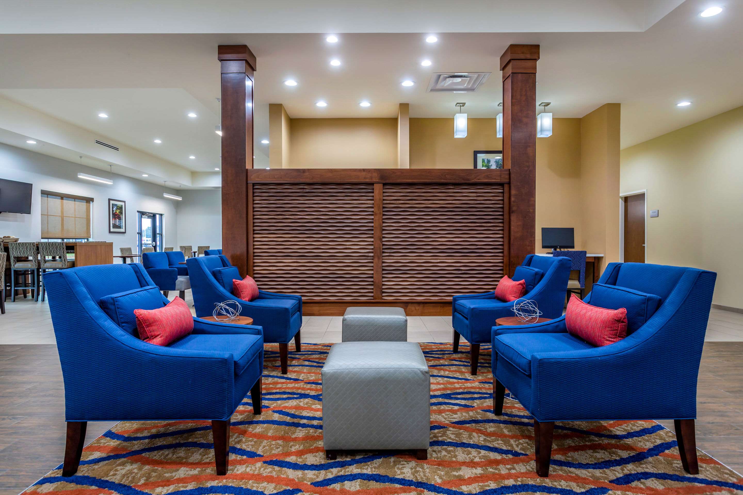 Hotel lobby | Comfort Suites
