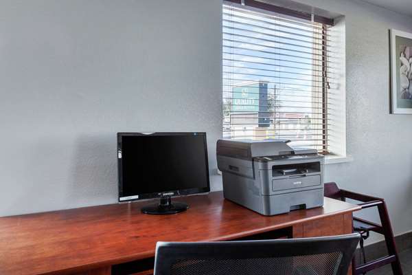 Conference Area - Quality Inn & Suites Mesa