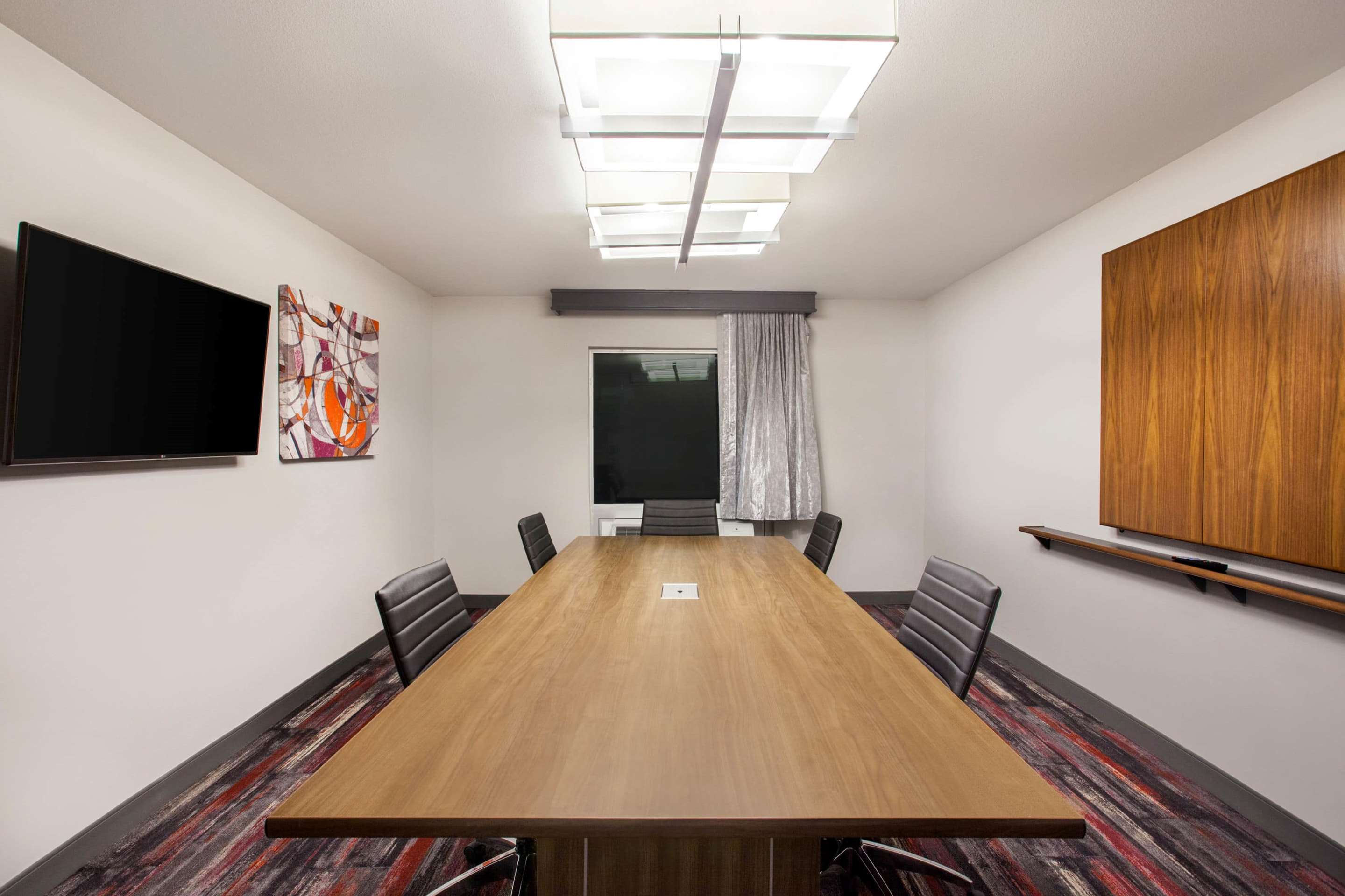 Meeting Room | La Quinta Inn & Suites by Wyndham Madera