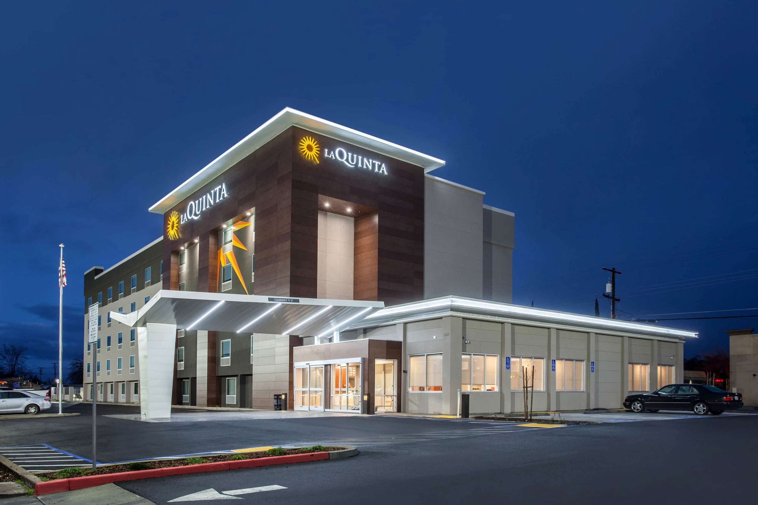 Exterior | La Quinta Inn & Suites by Wyndham Madera