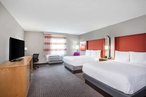  - La Quinta Inn & Suites Madera