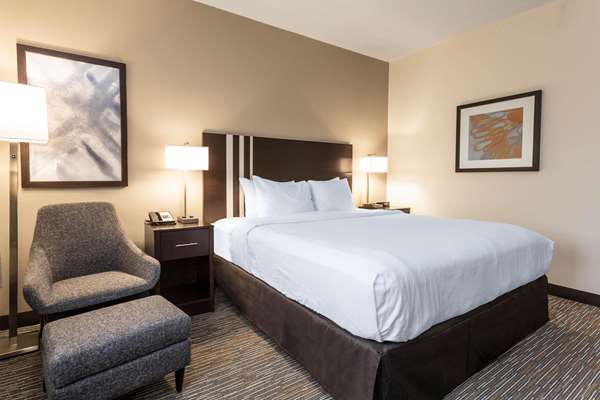  - Wingate by Wyndham Gurnee - I-94, Exit 8