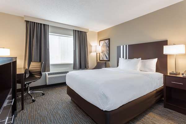  - Wingate by Wyndham Gurnee - I-94, Exit 8