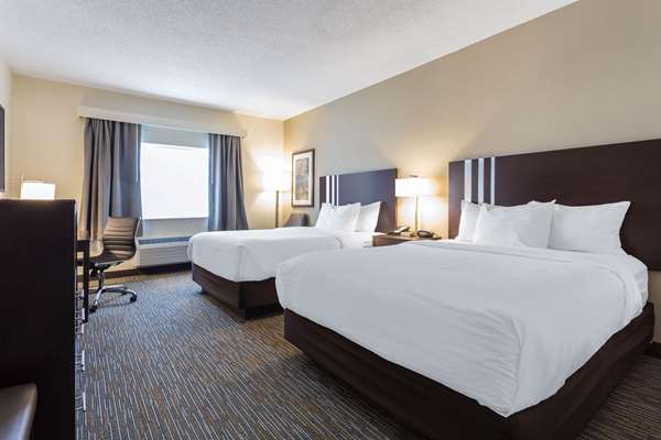  - Wingate by Wyndham Gurnee - I-94, Exit 8