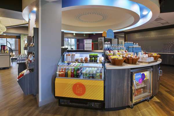  - Tru by Hilton Hotel Jackson