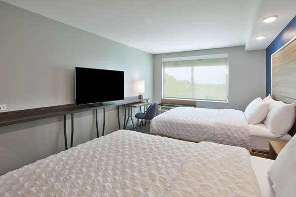  - Tru by Hilton Hotel Jackson