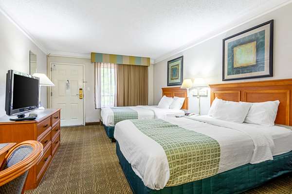  - Rodeway Inn Huntsville - I-45, Exit 116