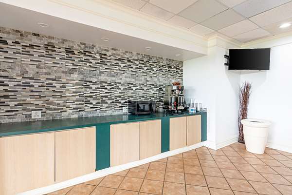 Amenities - Rodeway Inn Huntsville - I-45, Exit 116
