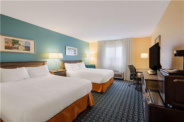 2 Queen Beds, Mobility Accessible Room, Roll-In Shower, Non-Smoking