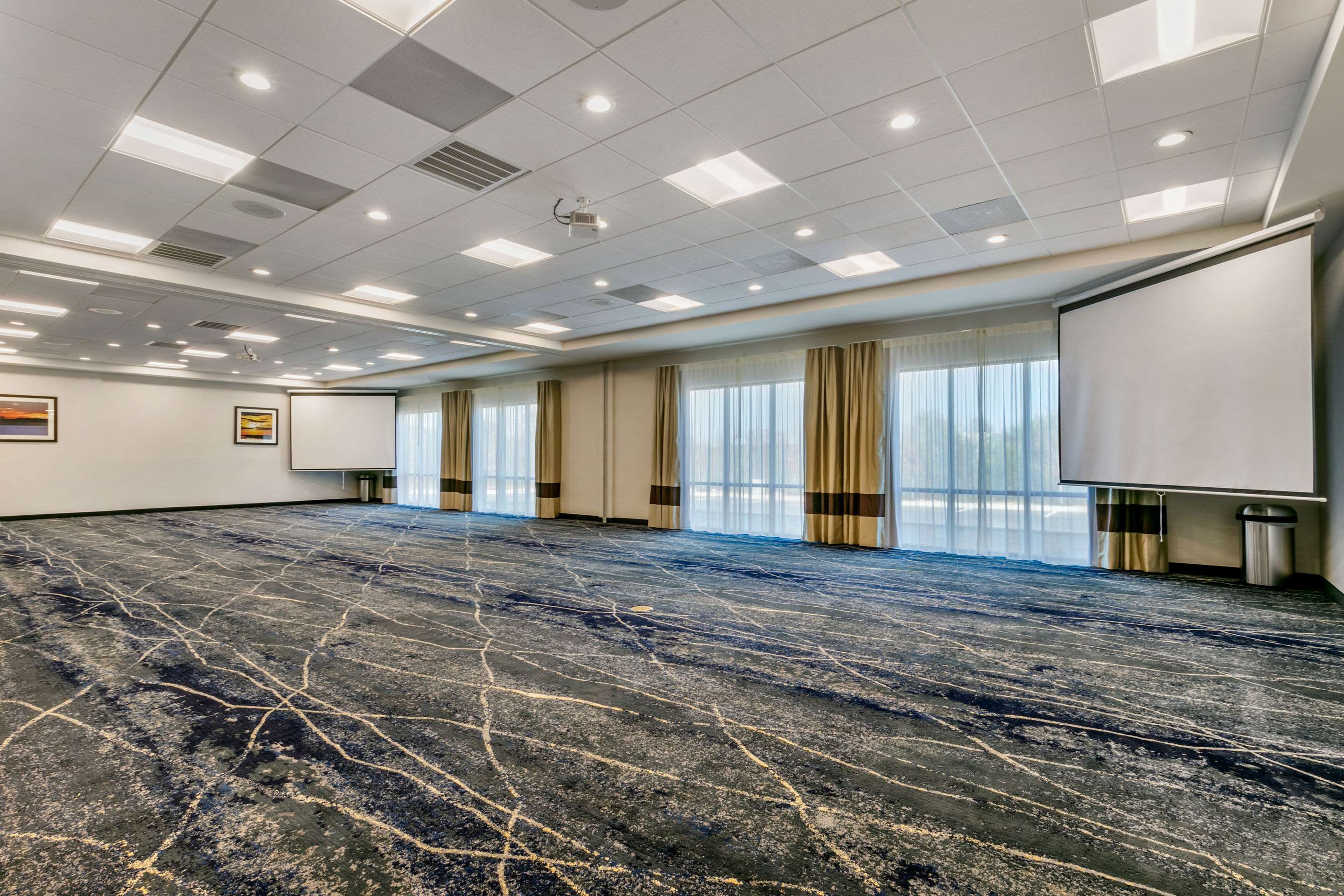 Meeting room | Comfort Suites