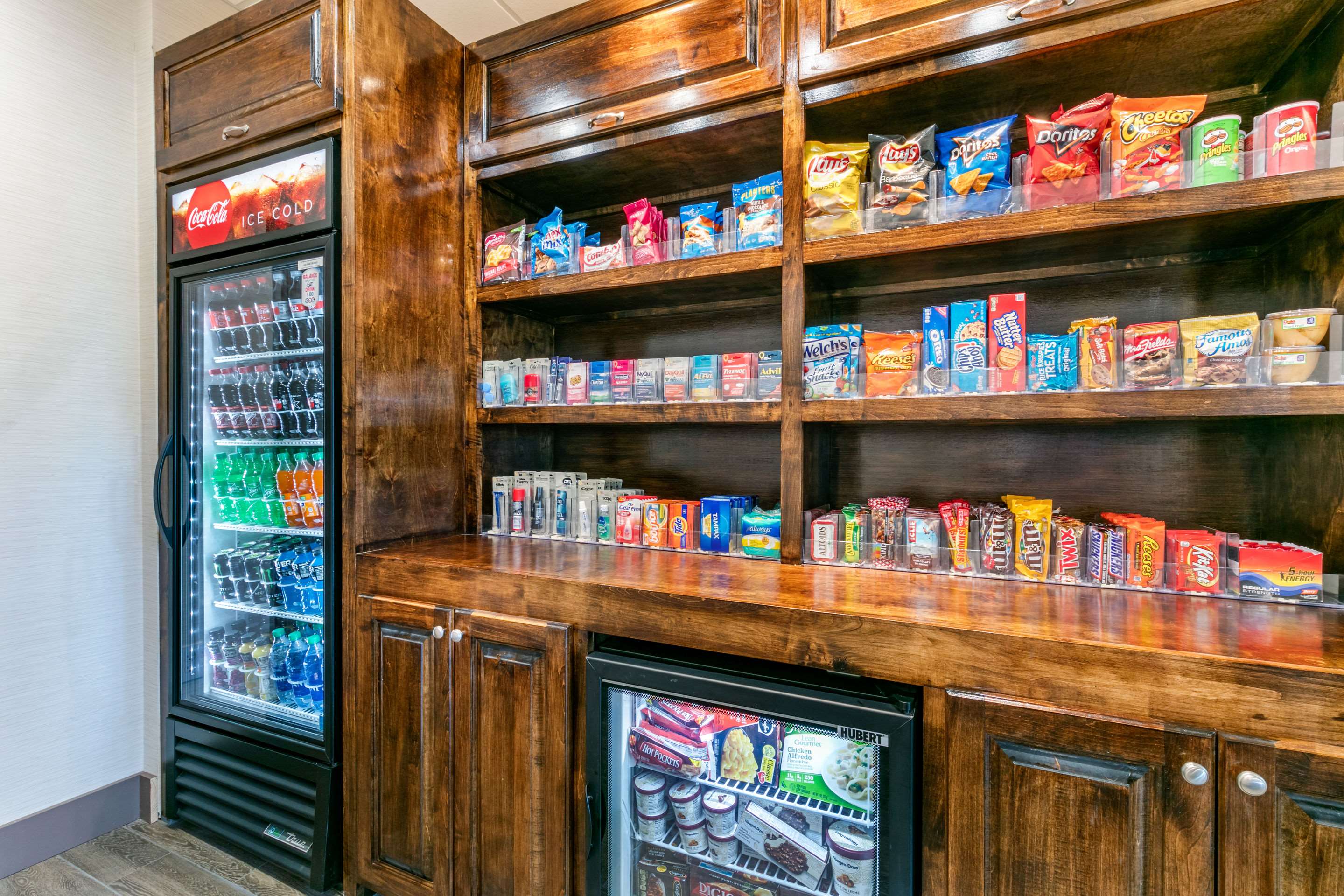 Hotel vending area | Comfort Suites