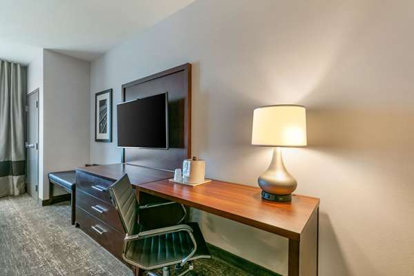 Suite - Comfort Suites Tupelo - I-22, Exit 86