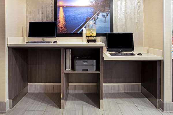 Conference Area - La Quinta Inn & Suites Medical Center Aurora