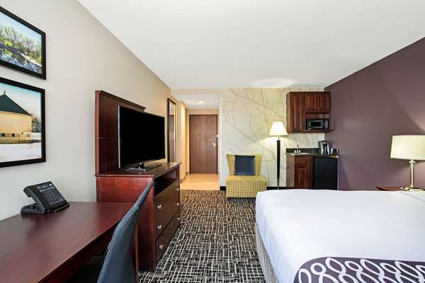  - La Quinta Inn & Suites Medical Center Aurora