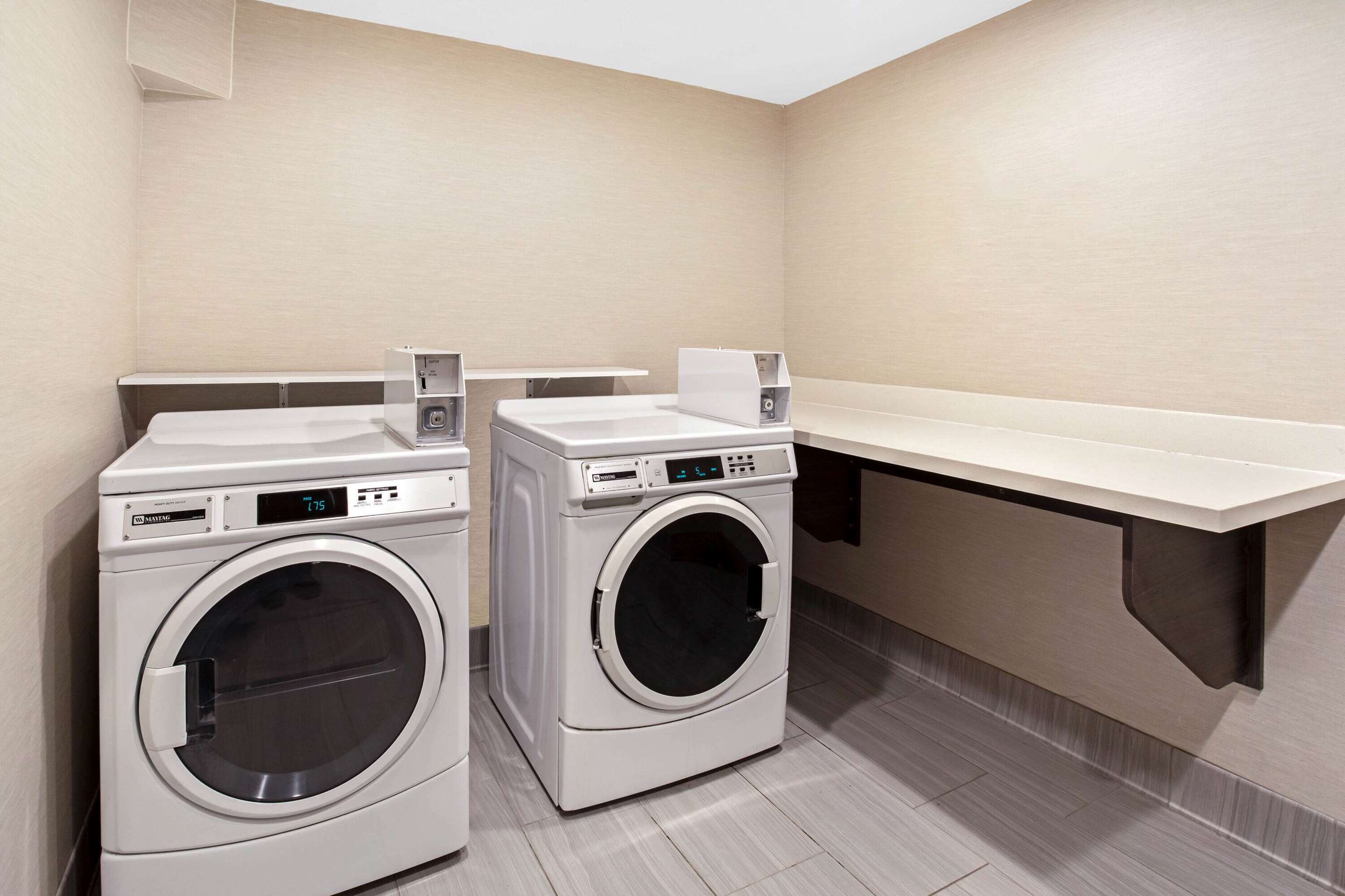 Laundry | La Quinta by Wyndham Denver Aurora Medical