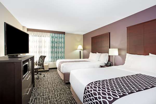  - La Quinta Inn & Suites Medical Center Aurora