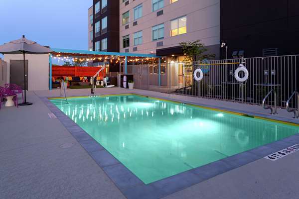 Pool - Tru by Hilton Round Rock - I-35, Exit 254
