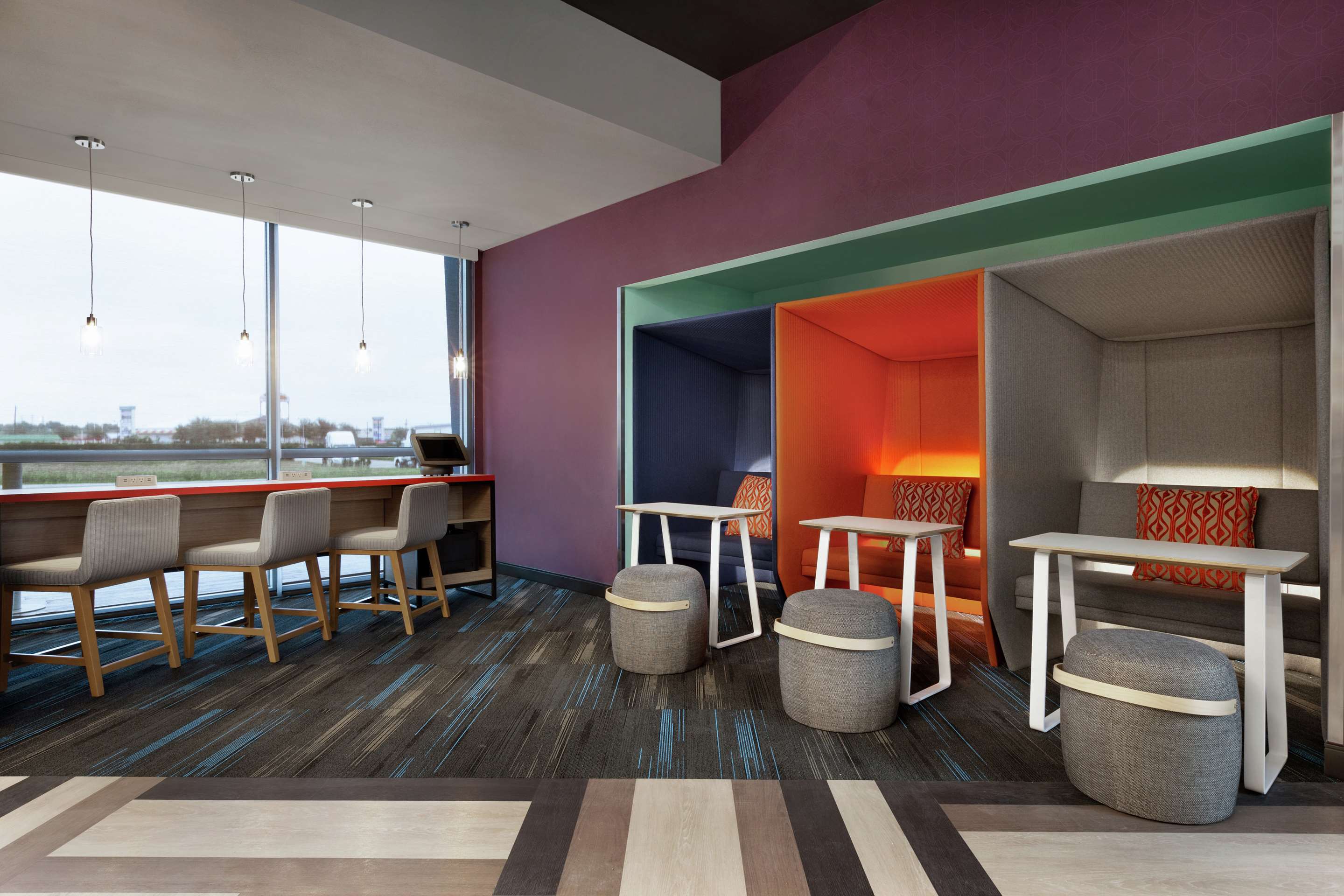 Lobby | Tru by Hilton Webster Houston NASA