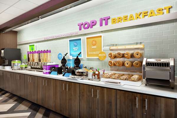 Restaurant - Tru by Hilton Webster - I-45, Exit 25