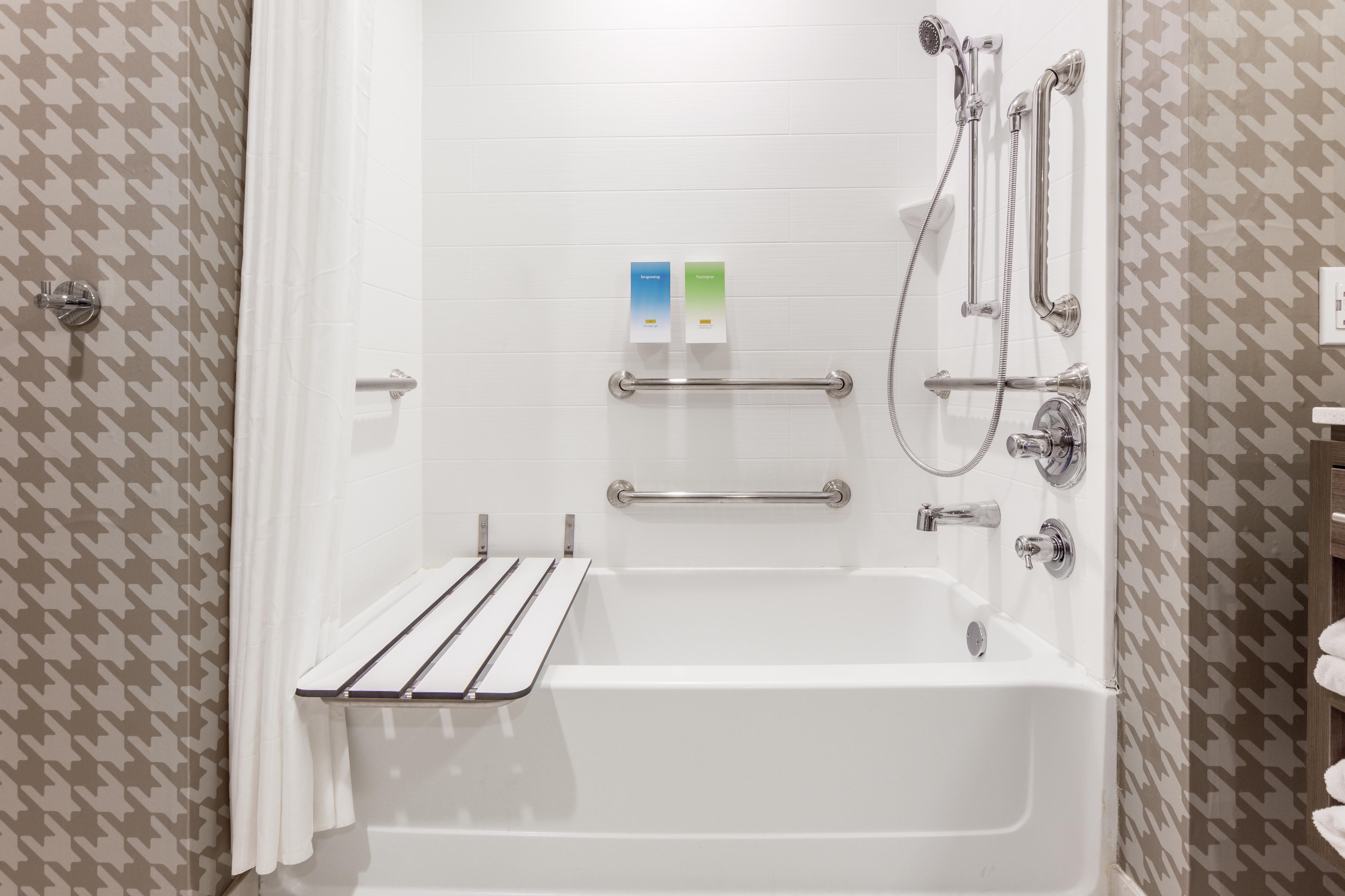 Home2 Suites by Hilton Indianapolis Northwest Room Type - 1KG ACC TUB STUDIO NONSMOK