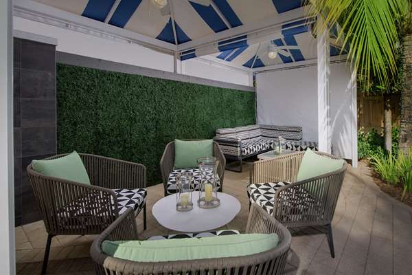 Exterior view - Hilton Garden Inn Brickell South Miami - I-95, Exit 1A