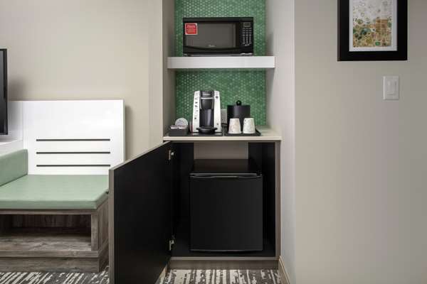  - Hilton Garden Inn Brickell South Miami - I-95, Exit 1A